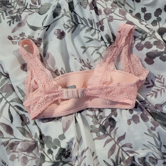 Junior Bralette - Picture 2 of 3